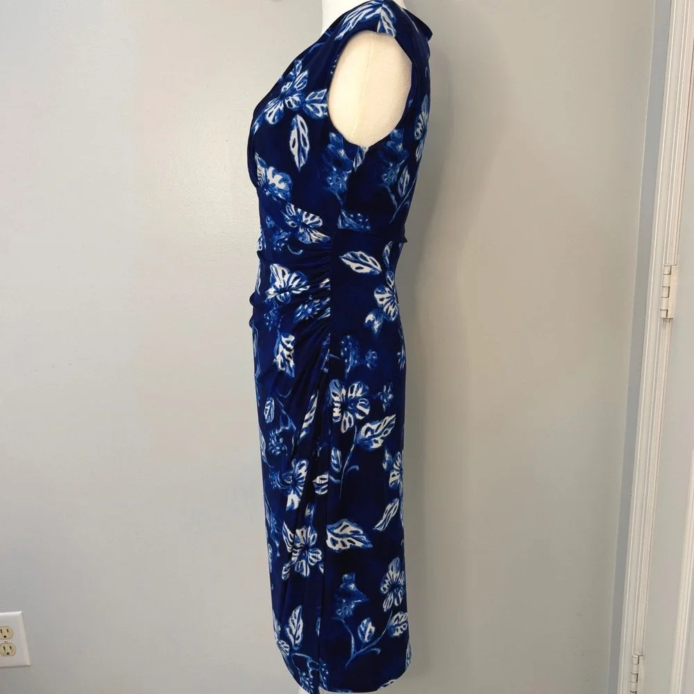Lauren Ralph Lauren Blue White Floral Ruched Surplice Sheath Dress Size 6 - Picture 5 of 8